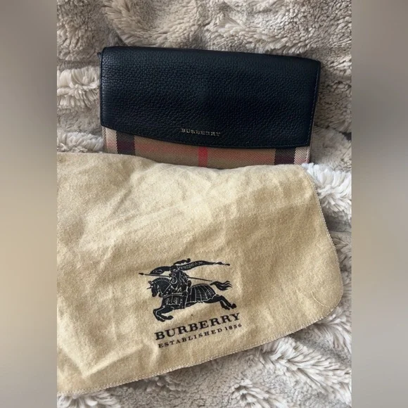 Burberry | Women’s Sleek Design Long Wallet Leather & Canvas Snap Closure - Picture 11 of 11